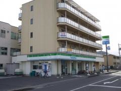 ファミリーマート　船岡中央店