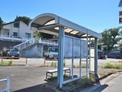 「中恩田橋」バス停留所