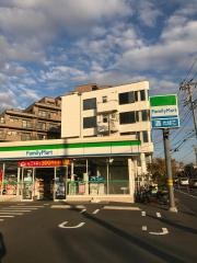 ファミリーマート　辻堂新町三丁目店