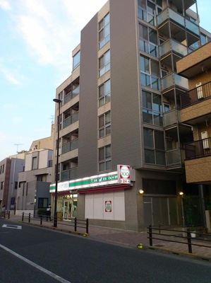 マーケットピア ローソンストア100 保谷店 西東京市東町