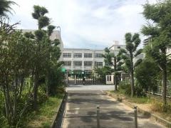 芥川小学校