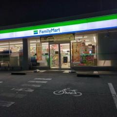 ファミリーマート　幸田六栗店