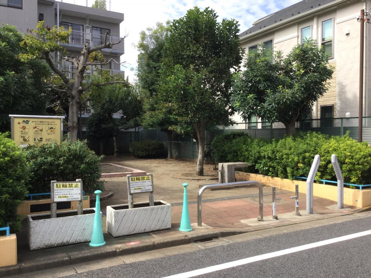 東大泉一丁目緑地