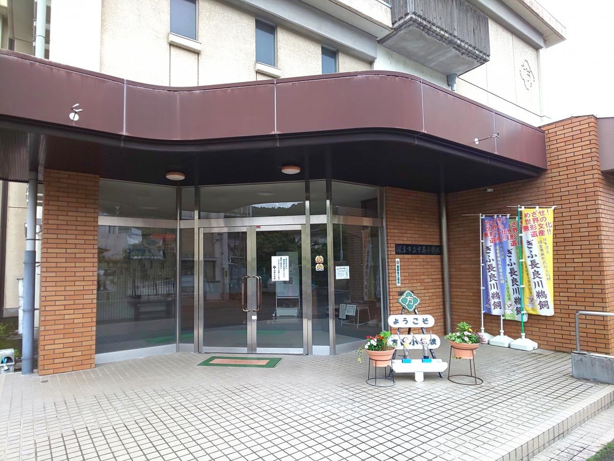 校舎入り口