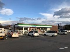ファミリーマート　亀山能褒野店