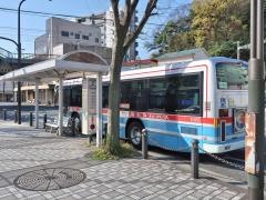「汐入駅」バス停留所