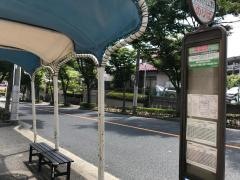 「岩園幼稚園前」バス停留所