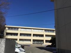 岡田小学校