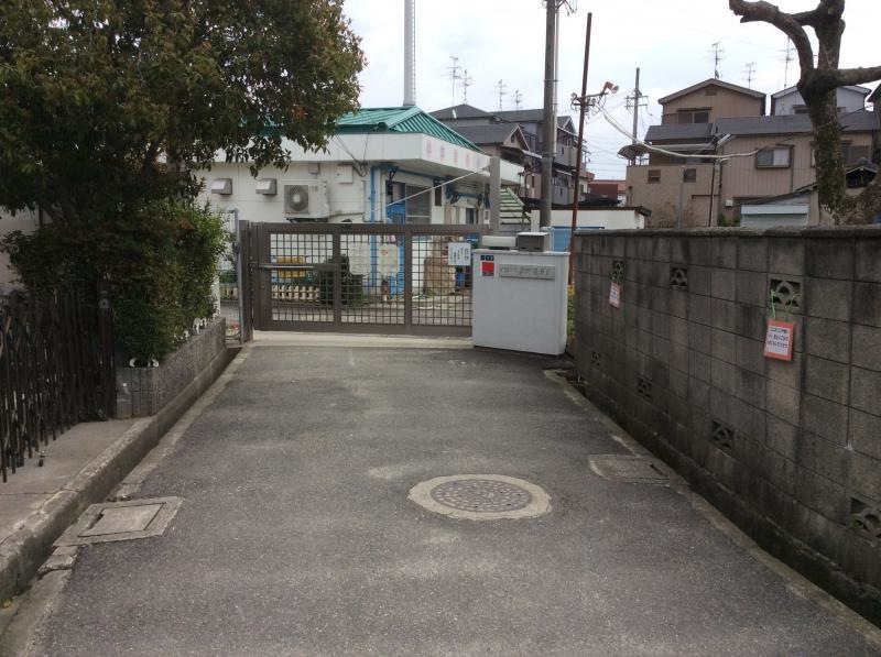通用門