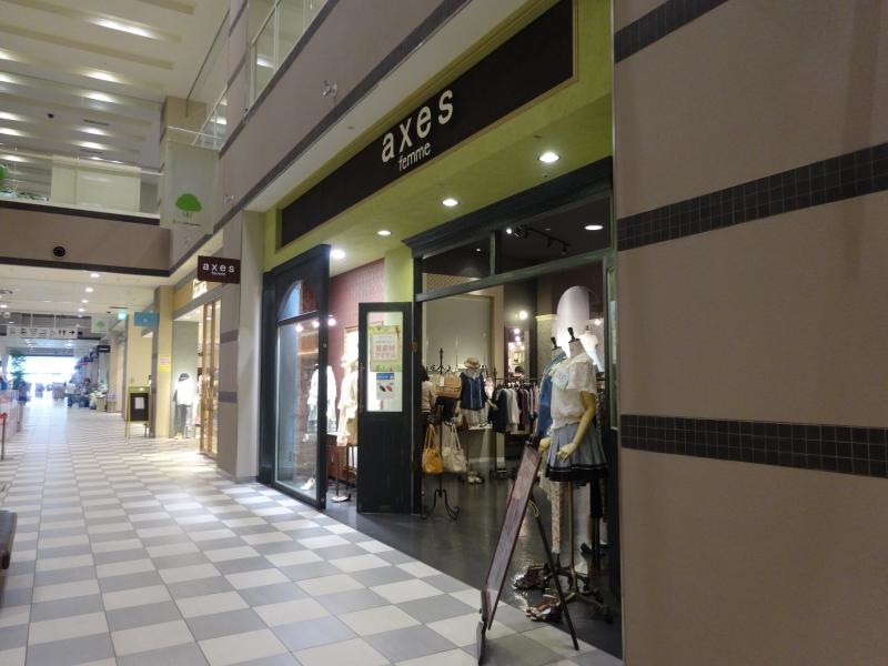 axes femme 川口店