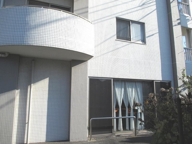 ハートフルニュー幕張 施設外観