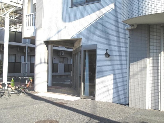 ハートフルニュー幕張 施設外観