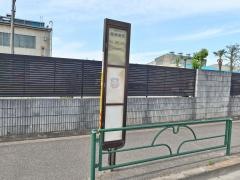 「栗原新田」バス停留所