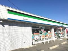 ファミリーマート　交野倉治西店