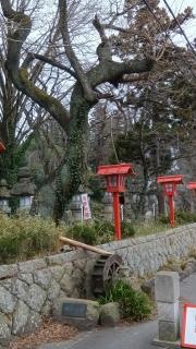 神炊館神社