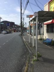 「勝山小学校前」バス停留所