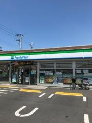 ファミリーマート　熊取大久保中店