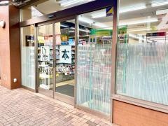 リブロ　エミオ富士見台店
