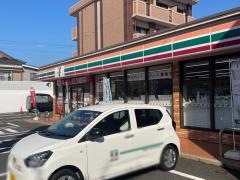 セブンイレブン　佐世保上相浦店