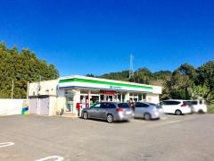 ファミリーマート　高岡赤谷店
