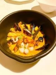 アミチェ心斎橋本店