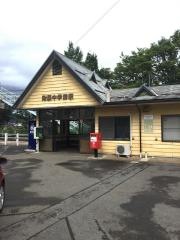 附属中学前駅