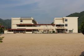 上郡小学校
