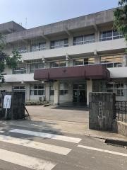 新居浜市立角野中学校