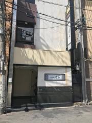 北新地　湯木新店