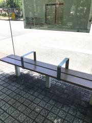 「白川公園」バス停留所