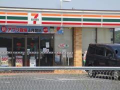 セブンイレブン　日進本郷町店