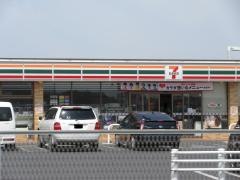 セブンイレブン　日進本郷町店