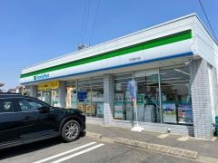 ファミリーマート　大府追分店