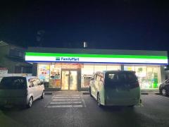 ファミリーマート　大府追分店