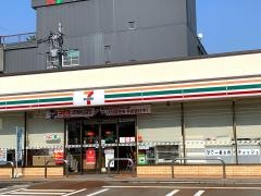 セブンイレブン　小矢部市役所前店