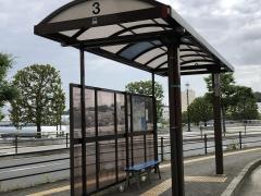 「横須賀駅」バス停留所