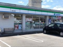 ファミリーマート　鬼北広見店