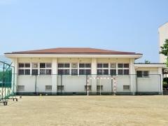 大阪市立矢田中学校