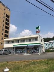 ファミリーマート　亀山インター南店