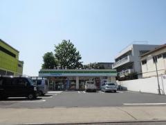 ファミリーマート　大泉学園通り店