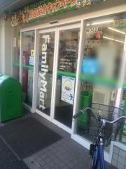 ファミリーマート　ヒナタヤ東十条店