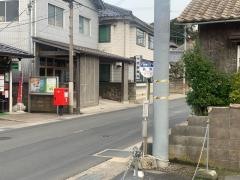 「島津」バス停留所