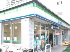 ファミリーマート　品川平塚店