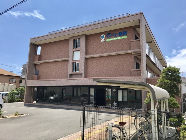 アースの介護付有料老人ホーム　でらいと焼津 施設外観