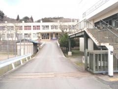 南丹市立殿田中学校