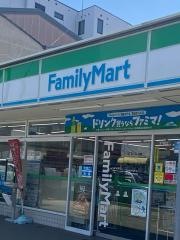 ファミリーマート　唐橋羅城門町店