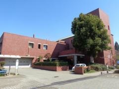 越谷市立図書館