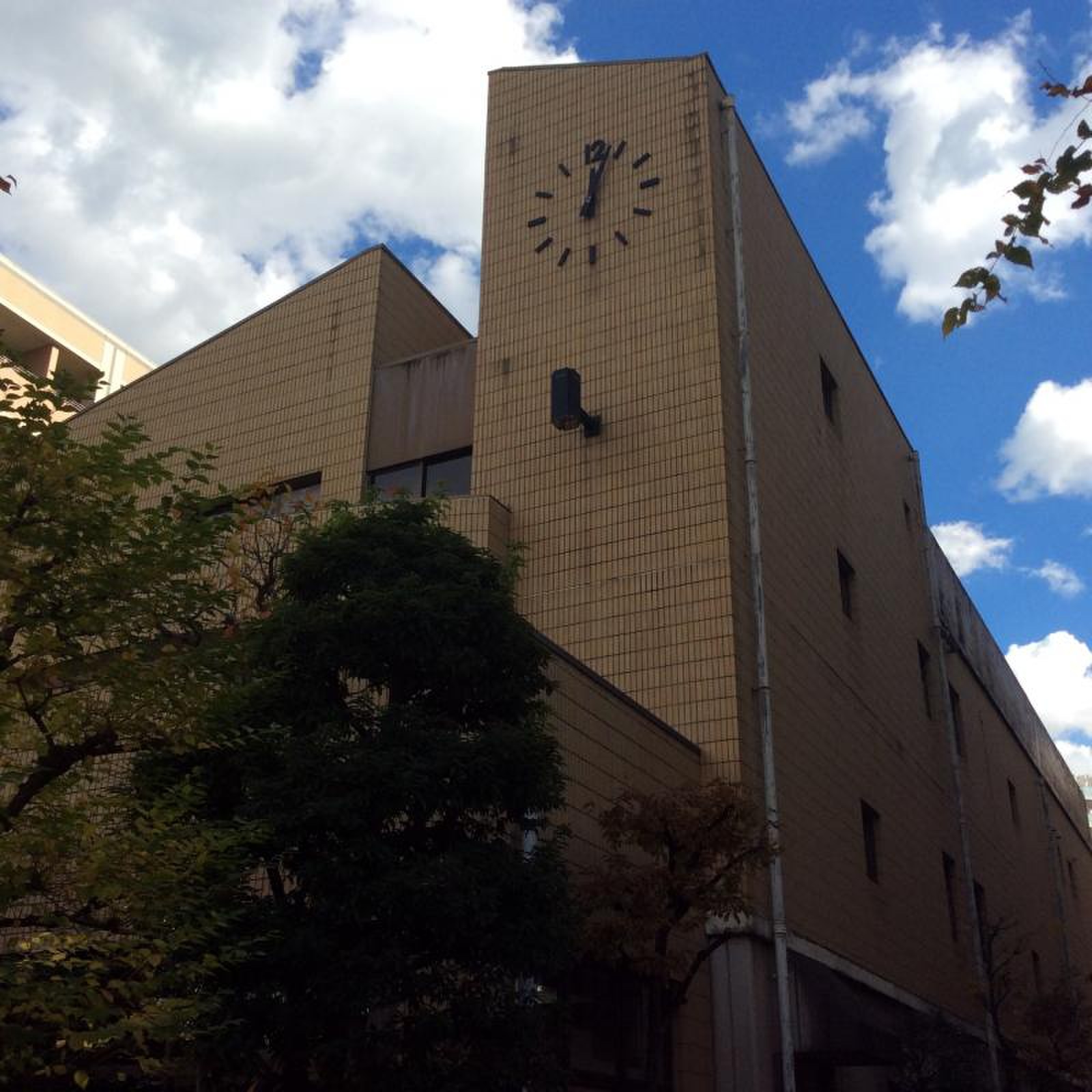 板橋 区立 東 板橋 図書館