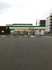 ファミリーマート　福岡拾六町店