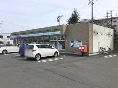 ファミリーマート　仙台将監五丁目店